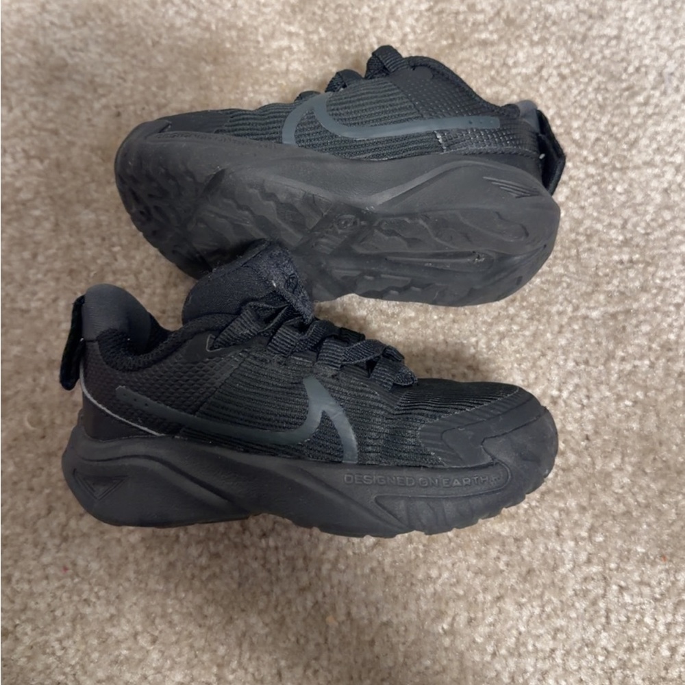Nike Toddlers All-Black Athletic Sneakers - Textured Mesh Runner